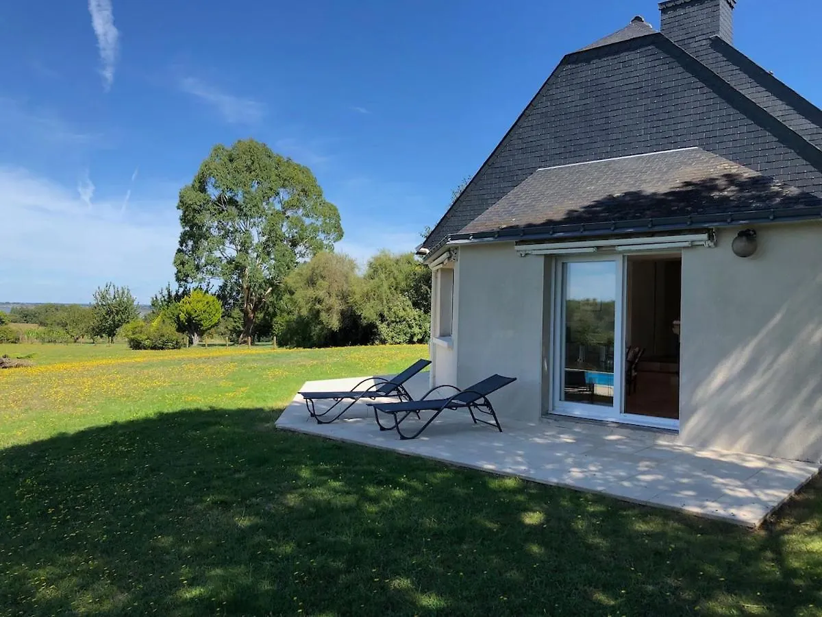 Maison Familiale Avec Piscine Penestin 0*,  France
